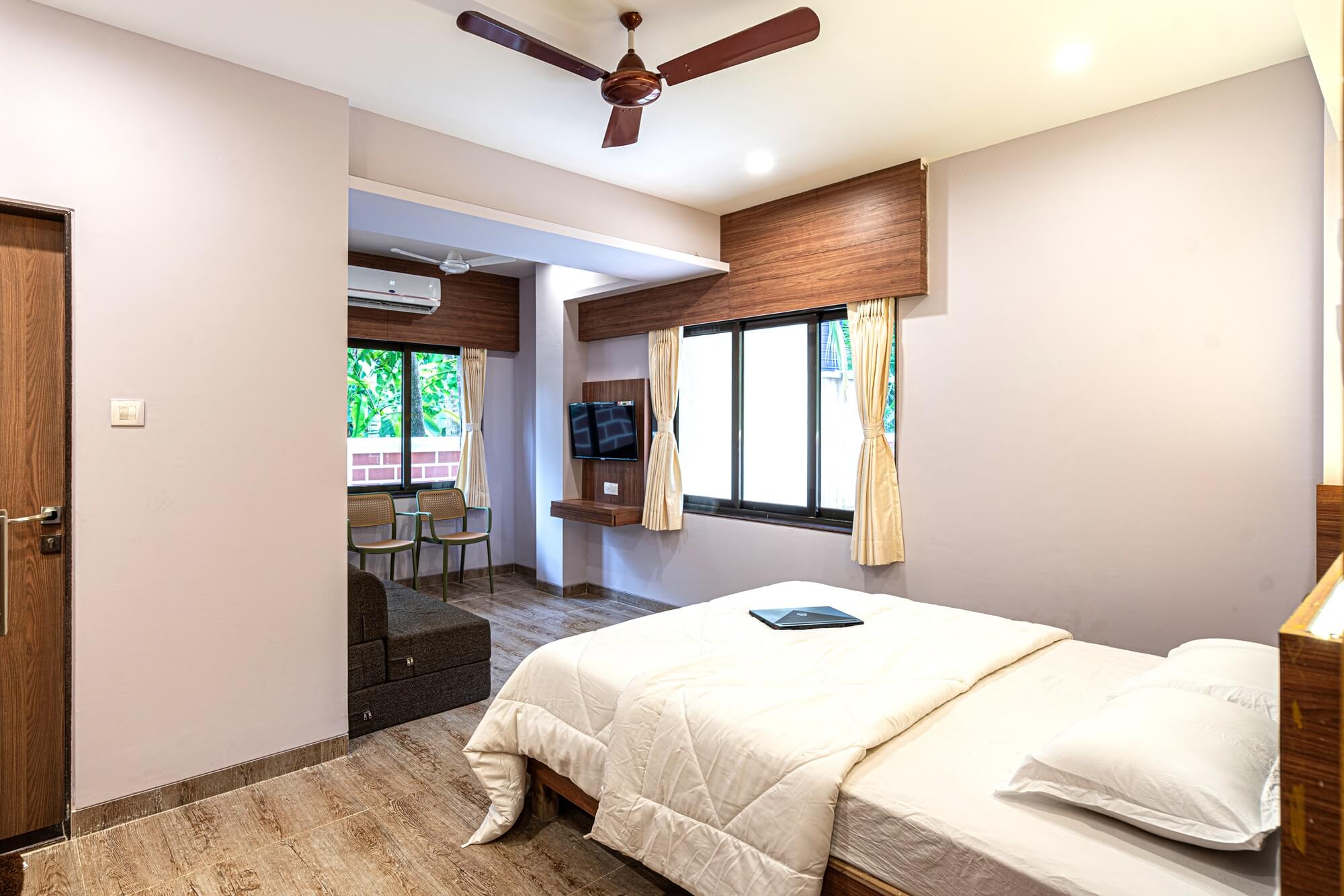 Room No 2 -2- DSC00753 (2)
